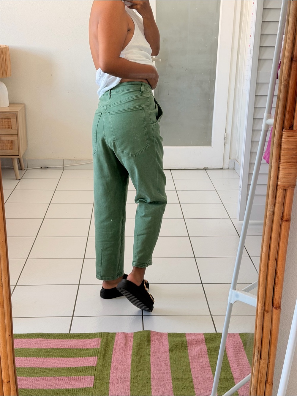 Zara Olive Green High-Rise Jeans - Picture 4 of 12